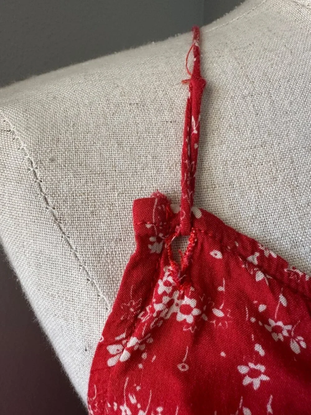 Free People Red Floral Print Halter Mini Dress Viscose Tie Back Lightweight XS